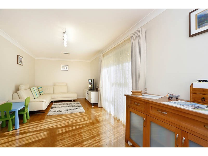 11 Warrina Pl, Londonderry NSW 2753