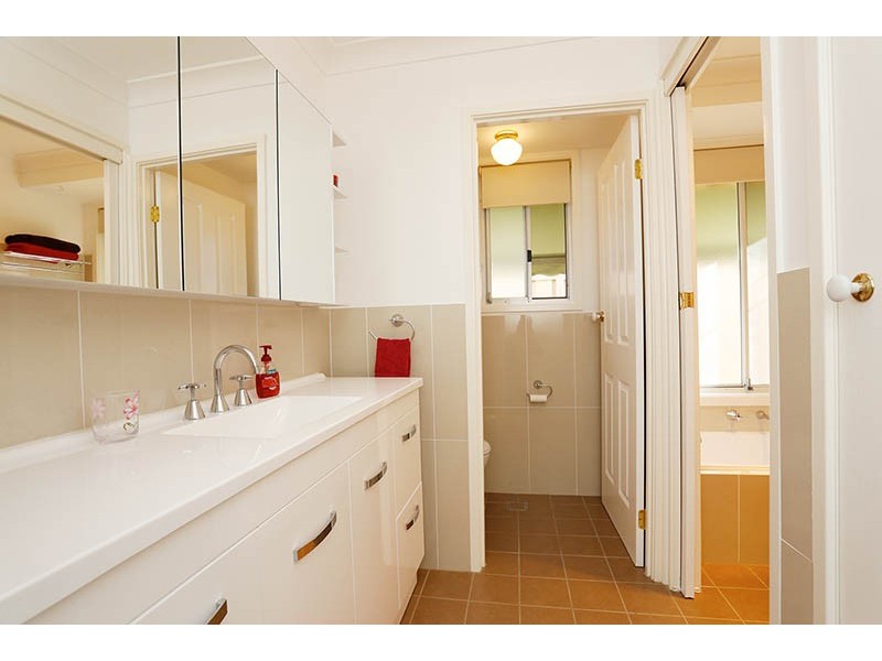 11 Warrina Pl, Londonderry NSW 2753