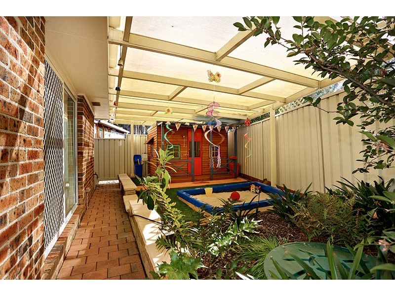 11 Warrina Pl, Londonderry NSW 2753