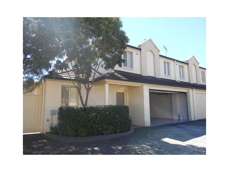 2/344 Macquarie Street, South Windsor NSW 2756
