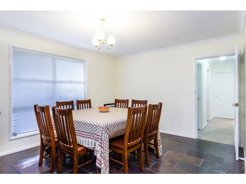 8 Sardonyx Avenue, Richmond NSW 2753