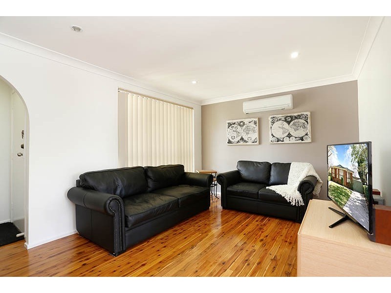 6 Segenhoe Pl, Richmond NSW 2753