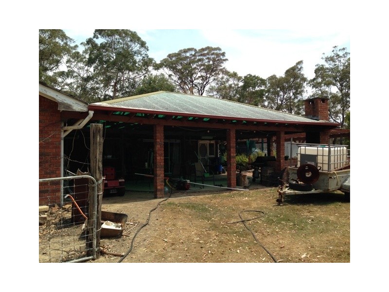 1 Laws Farm Rd, Lower Portland NSW 2756