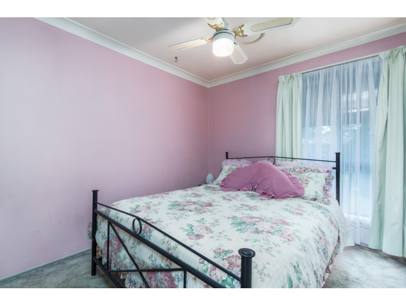 30 Griffiths Ave, Mcgraths Hill NSW 2756