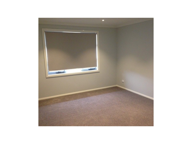 12 Barnea Ave, Claremont Meadows NSW 2747