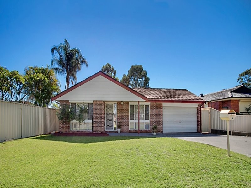 5 Borodin Close, Cranebrook NSW 2749
