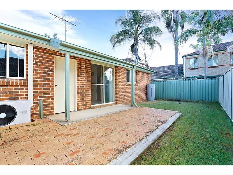 8/176 March street, Richmond NSW 2753