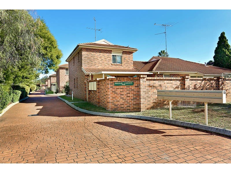 8/176 March street, Richmond NSW 2753