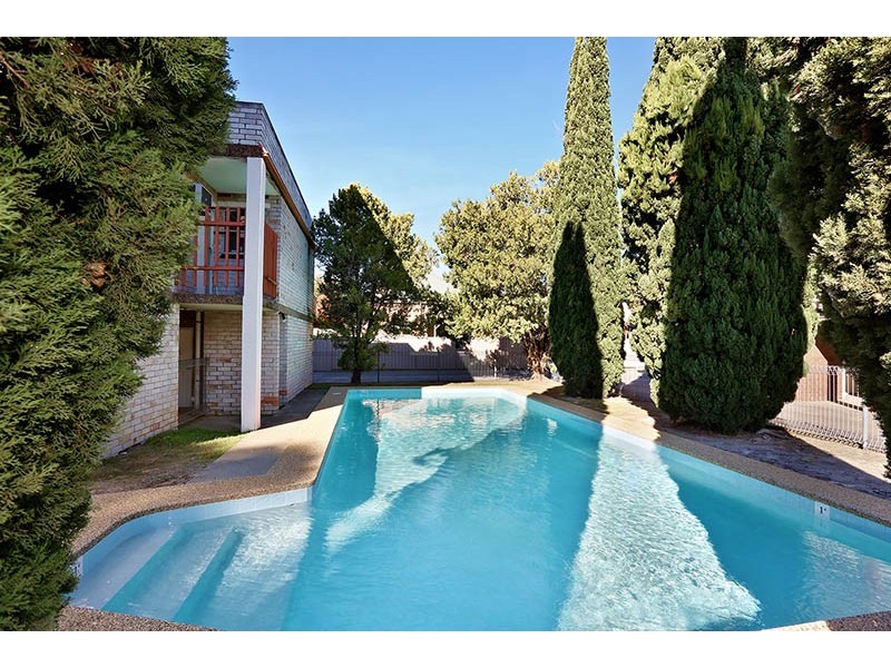 8/102 Windsor Street, Richmond NSW 2753