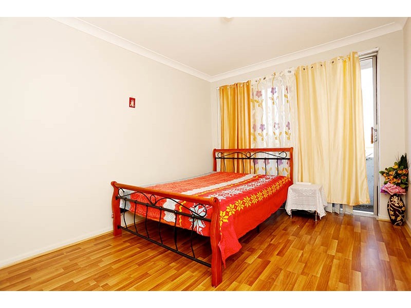 8/102 Windsor Street, Richmond NSW 2753