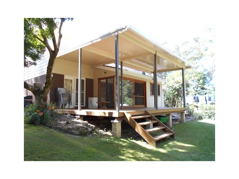 15 Stanley Avenue, Kurrajong Heights NSW 2758