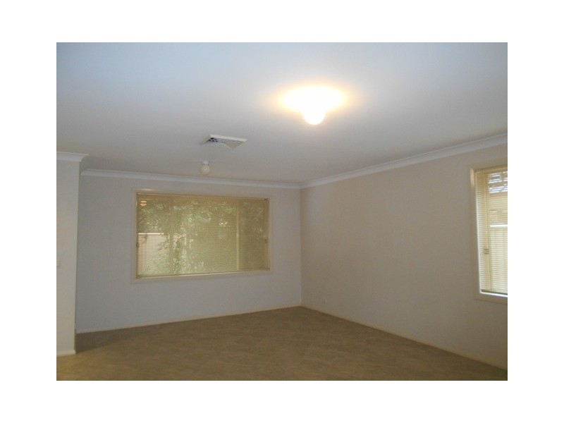 4/10-14 Francis St, Richmond NSW 2753