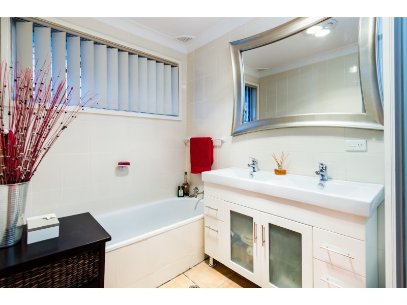 6 Bradley Rd, South Windsor NSW 2756