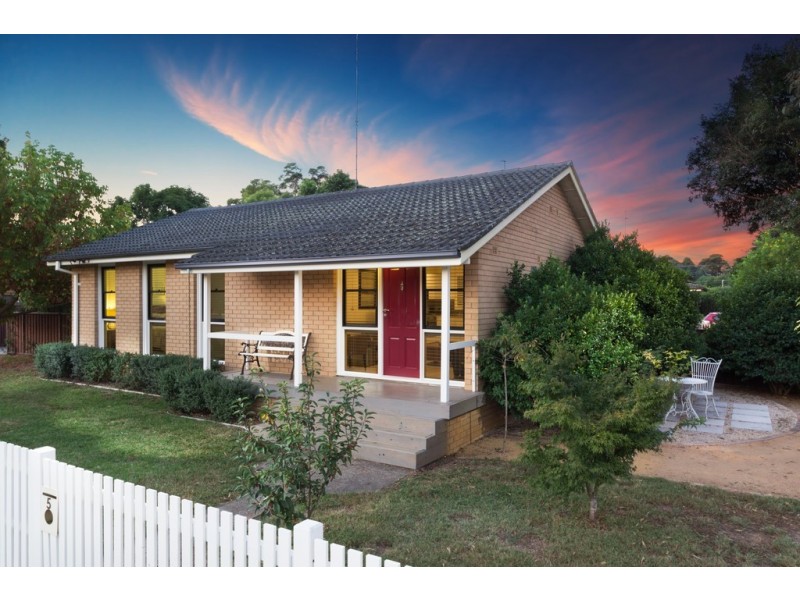 5 Clarke Ave, Richmond NSW 2753