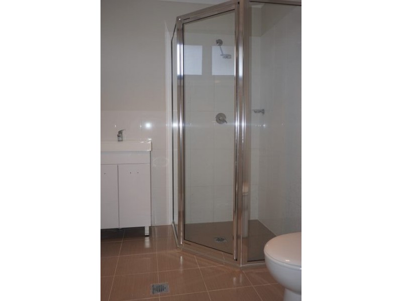 1 / 20 Barnea Ave, Claremont Meadows NSW 2747