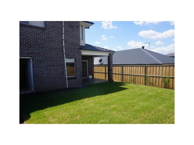 1 / 20 Barnea Ave, Claremont Meadows NSW 2747