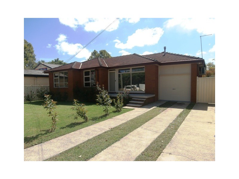 329 Windsor Street, Richmond NSW 2753