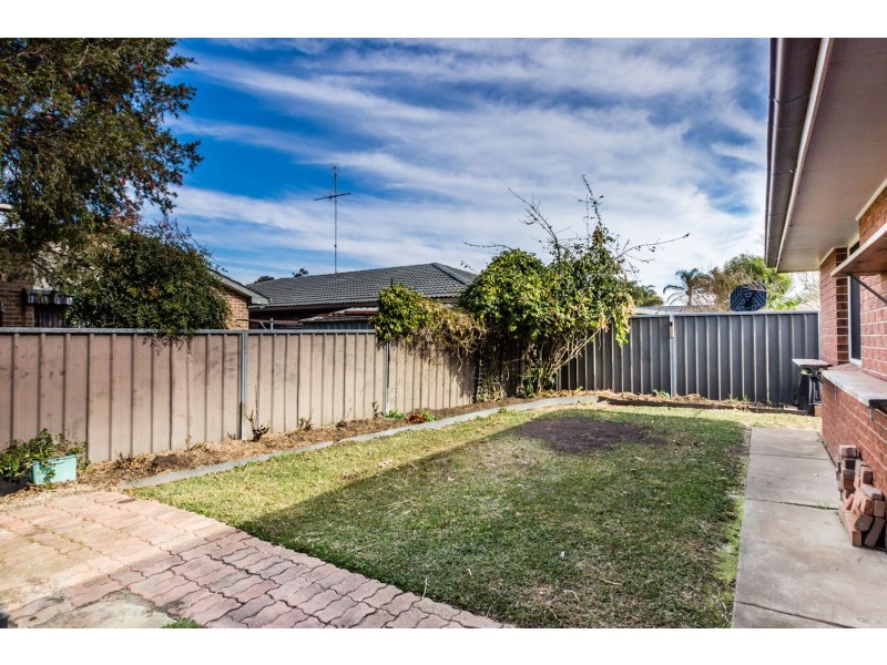 2/22 Albert Street, Mcgraths Hill NSW 2756