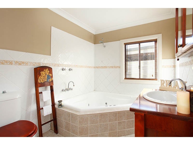 10 Hughes Street, Londonderry NSW 2753