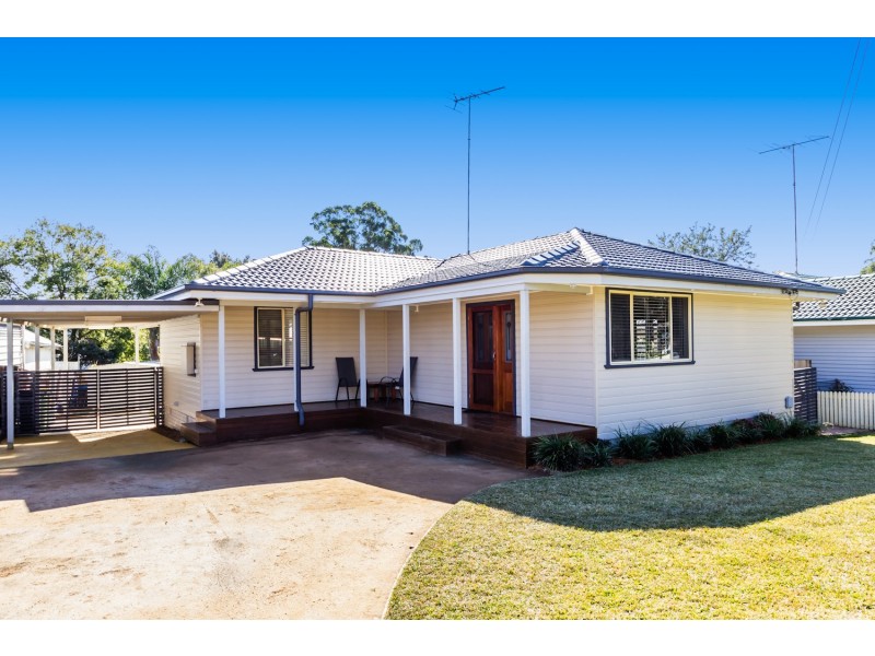 61 Luttrell St, Richmond NSW 2753
