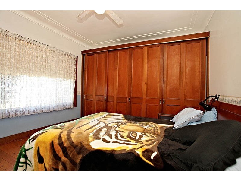 33 Cambridge Street, Blacktown NSW 2148