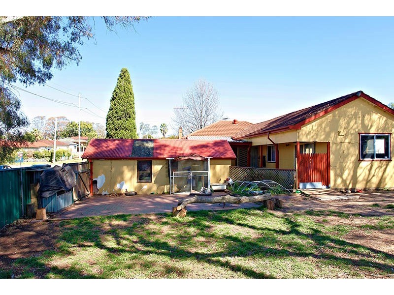 33 Cambridge Street, Blacktown NSW 2148