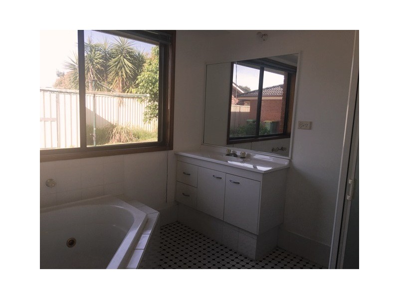 120 Porpoise Cres, Bligh Park NSW 2756