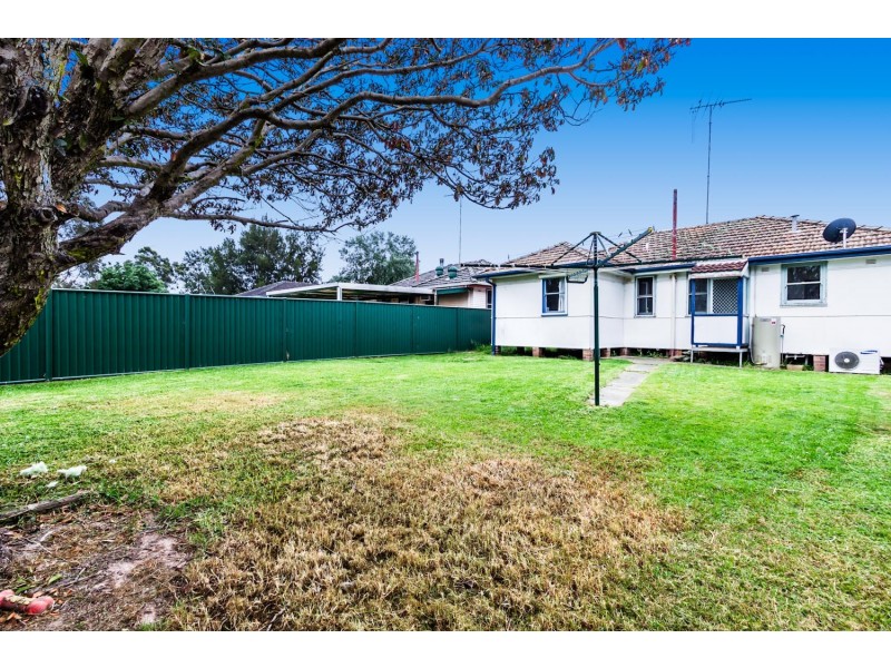 12 Harold Ave, Richmond NSW 2753