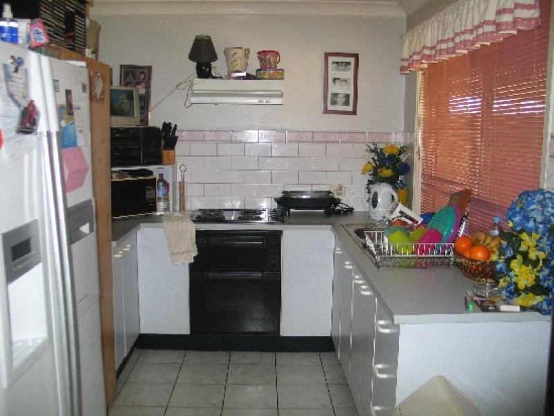 168 Cockatiel Circuit, Green Valley NSW 2168