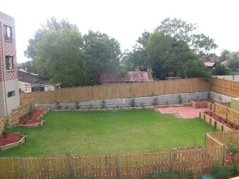 20/39 Earl street, Merrylands NSW 2160