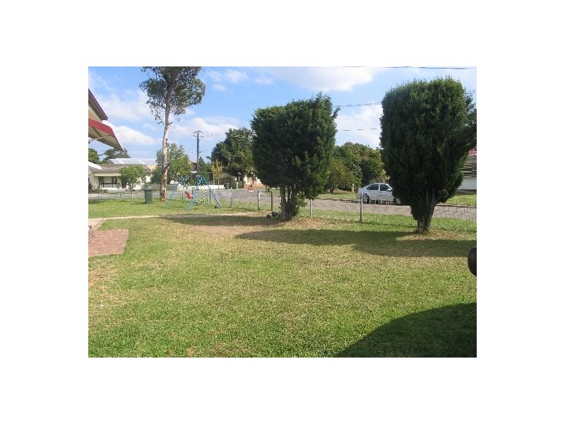 7 Vairys Crescent, Merrylands NSW 2160