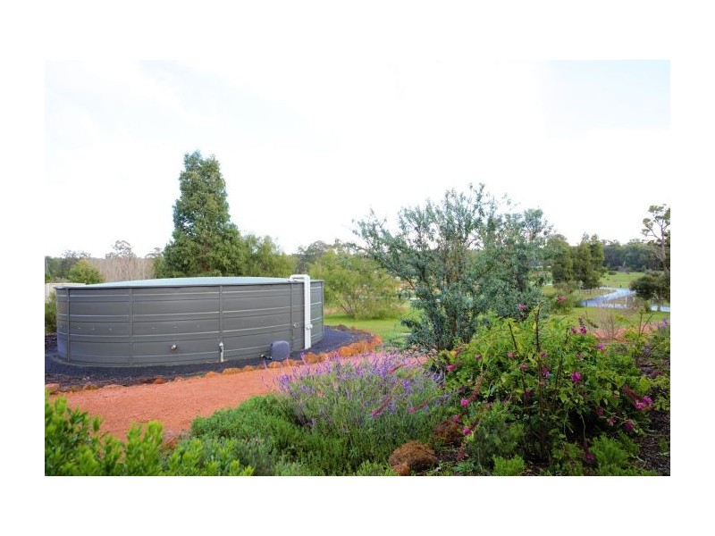 46 Valley Way, Nannup WA 6275