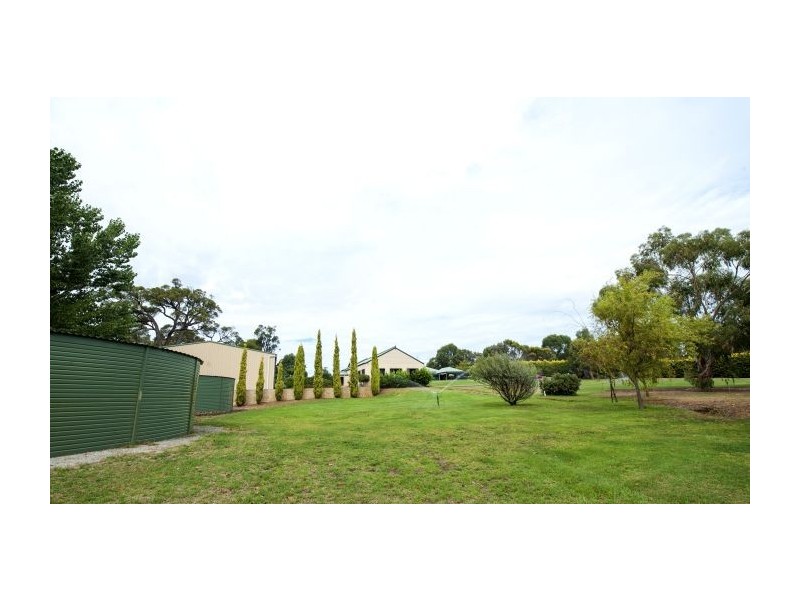 41 Manjin Drive, Manjimup WA 6258