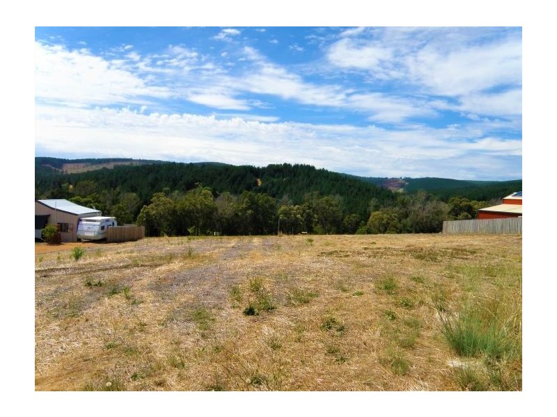 23 Hitchcock Drive, Nannup WA 6275