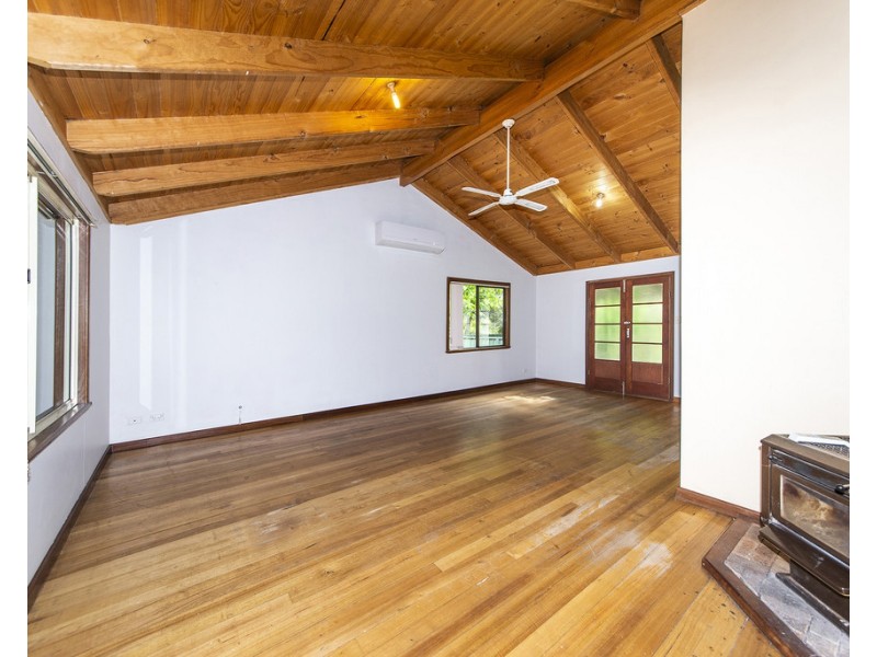 2 Kearney St, Nannup WA 6275