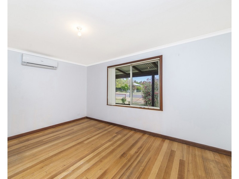 2 Kearney St, Nannup WA 6275