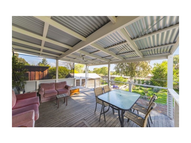 4 Higgins Street, Nannup WA 6275