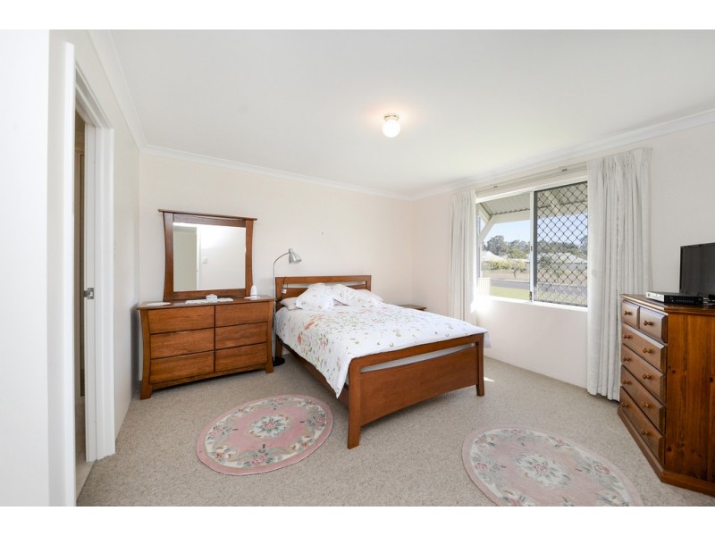 3 Cross Street, Nannup WA 6275