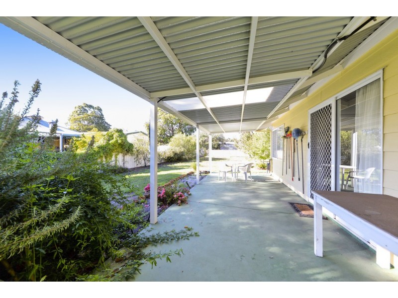 3 Cross Street, Nannup WA 6275