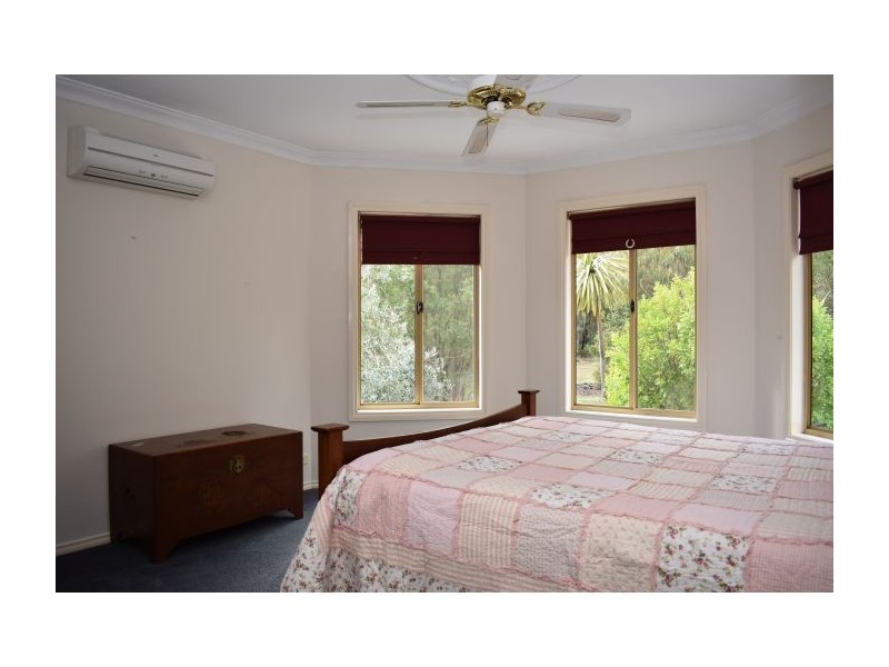 22 Greenwood Road, Nannup WA 6275