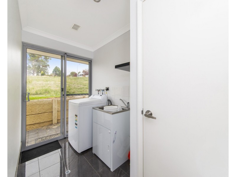 7 McAlpine Mews, Nannup WA 6275