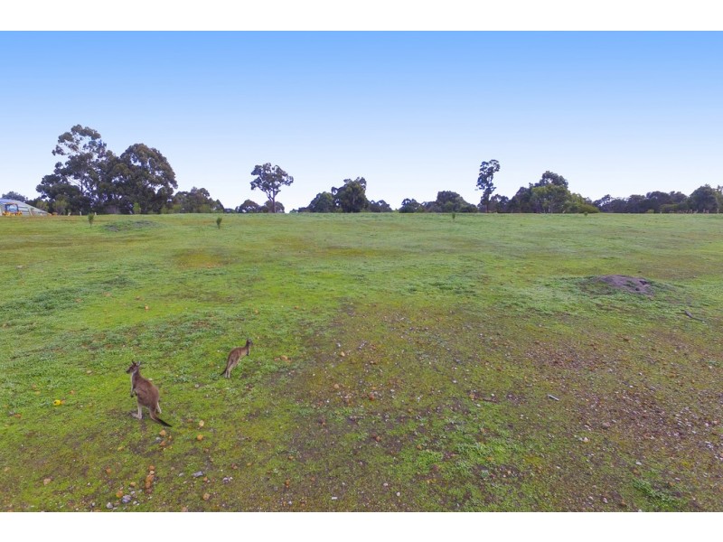 7 Broadlea Rise, Nannup WA 6275