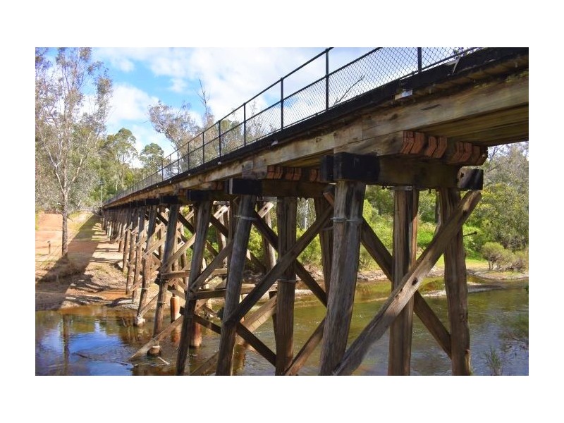 7 Broadlea Rise, Nannup WA 6275