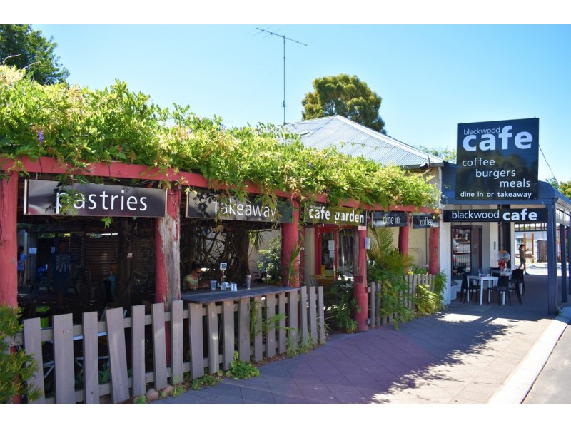 24 Warren Rd, Nannup WA 6275