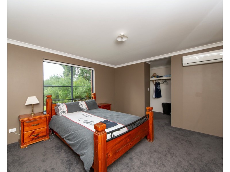 23 Cockatoo Drive, Nannup WA 6275