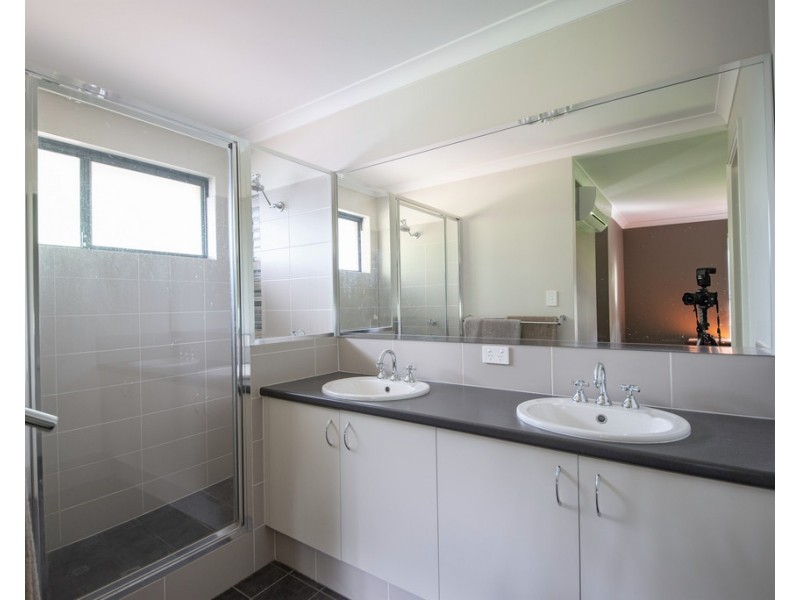 23 Cockatoo Drive, Nannup WA 6275