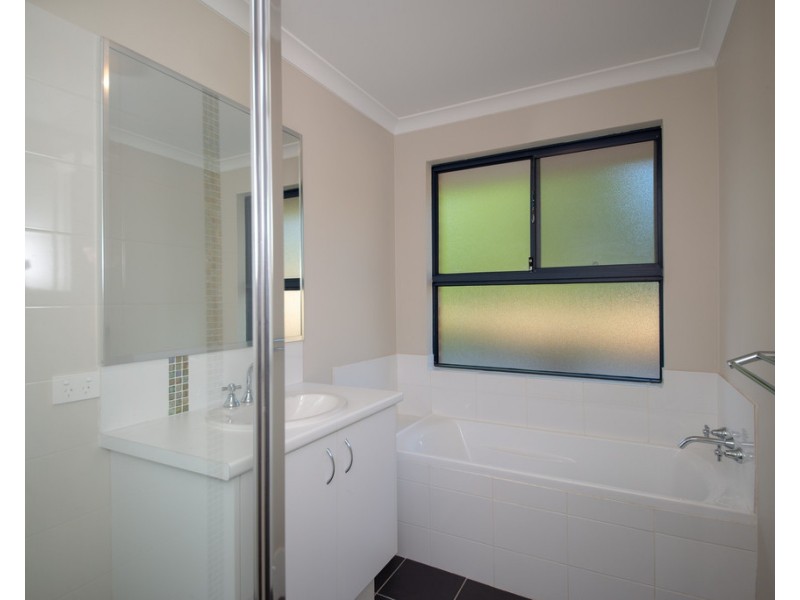 23 Cockatoo Drive, Nannup WA 6275