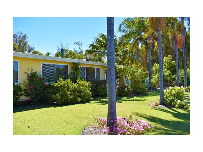 20 Walter Street, Nannup WA 6275