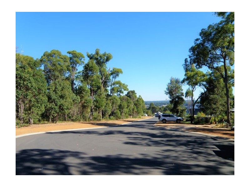 15 Widdeson Street, Nannup WA 6275