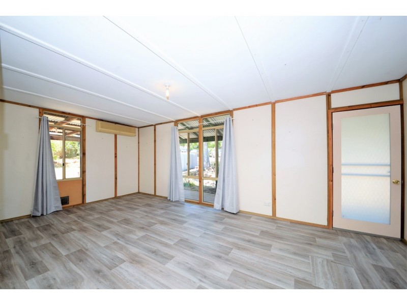 7 Bishop Street, Nannup WA 6275